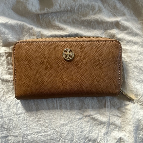 Gorgeous leather wallet - Picture 1 of 3